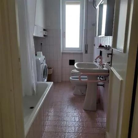 Apartmán Casa Rosa - 3 Bdrms - 5 Mins Walk From The *