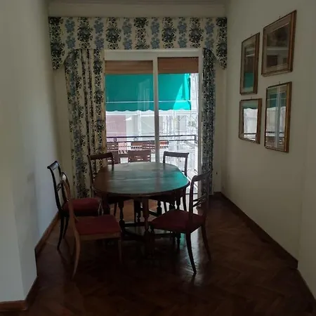 Casa Rosa - 3 Bdrms - 5 Mins Walk From The Apartment *